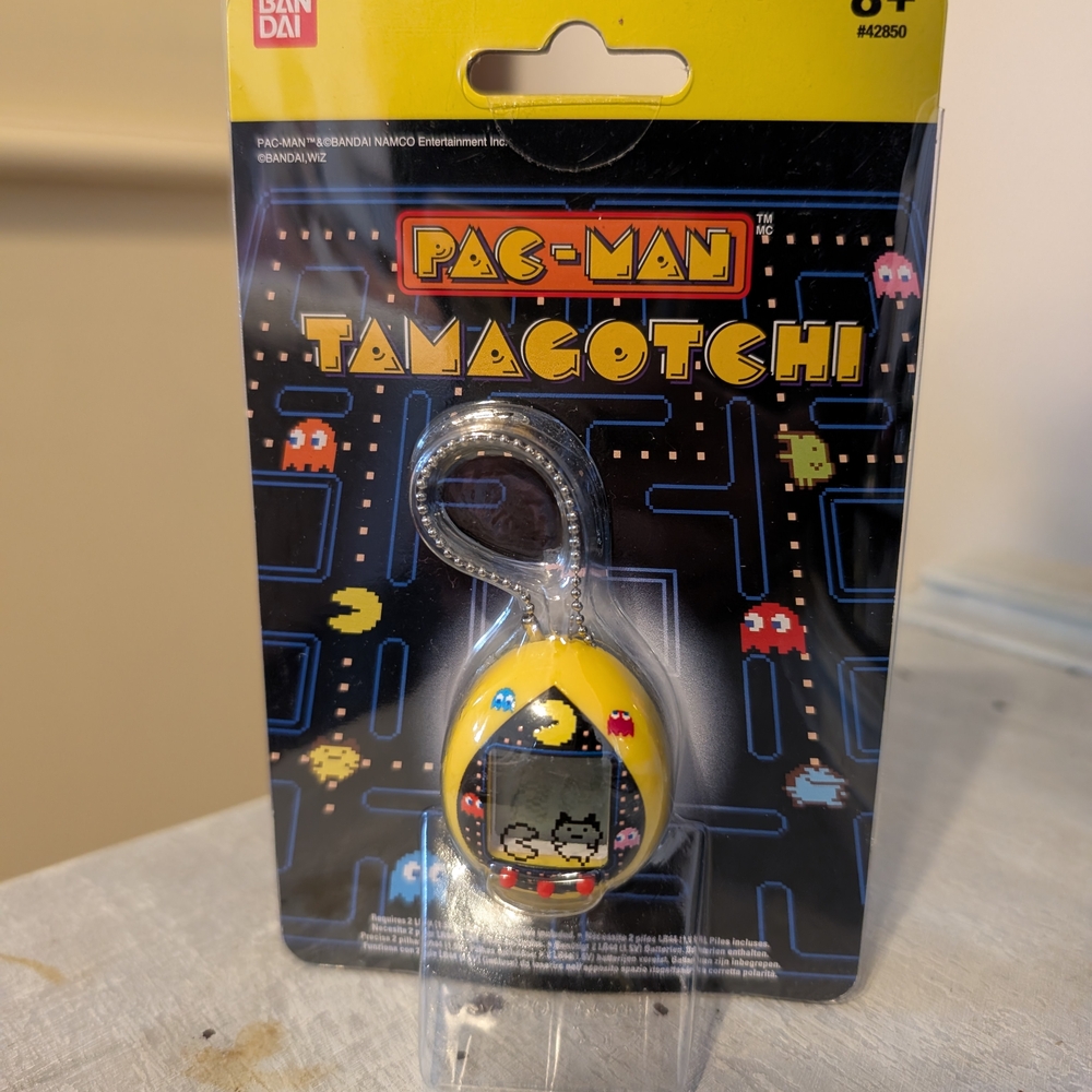 Bandai Pac-Man Tamagotchi Keychain